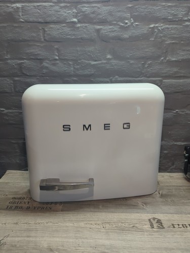 Smeg fab30rwh3uk freezer door - smeg,