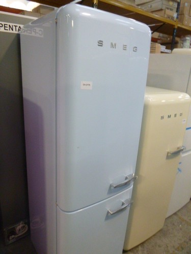 Smeg fridge freezer - smeg,