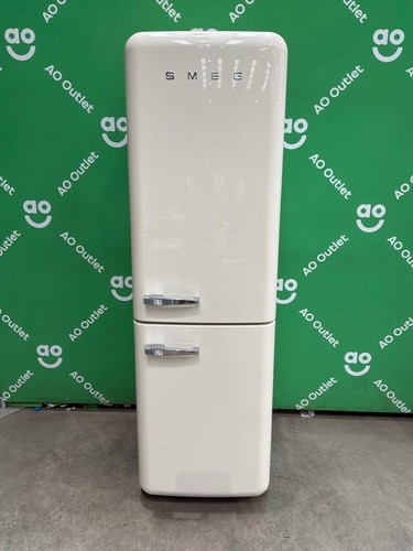 Smeg frost free fridge - 60/40,